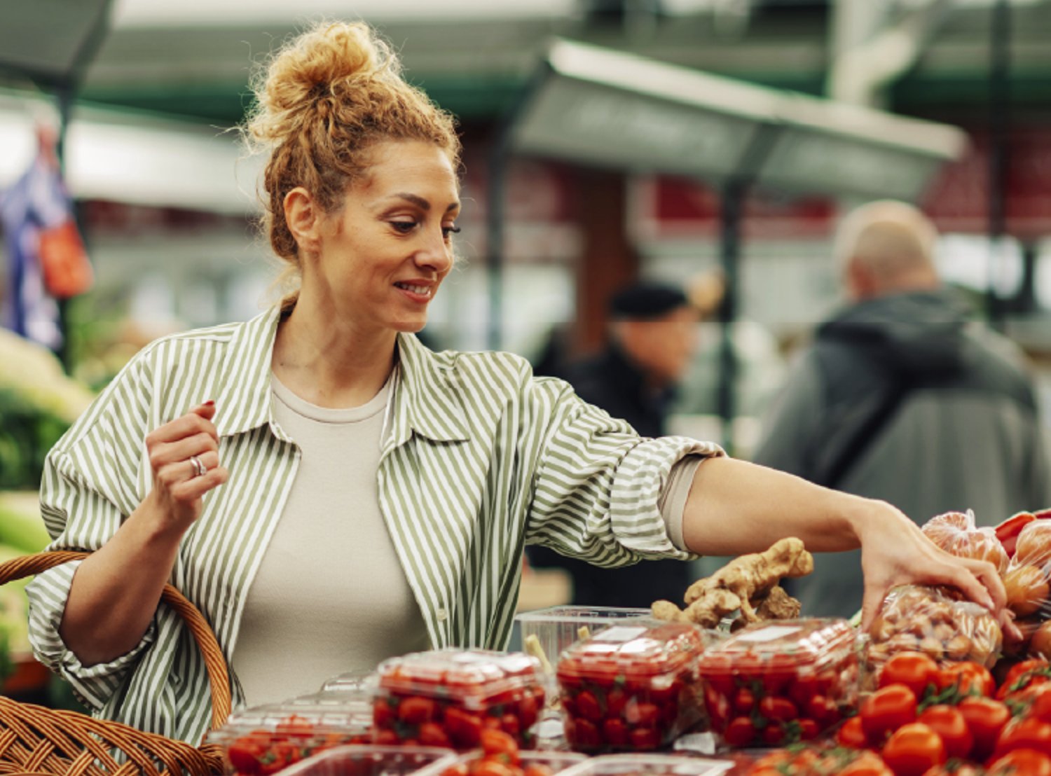 Woman grocery shopping